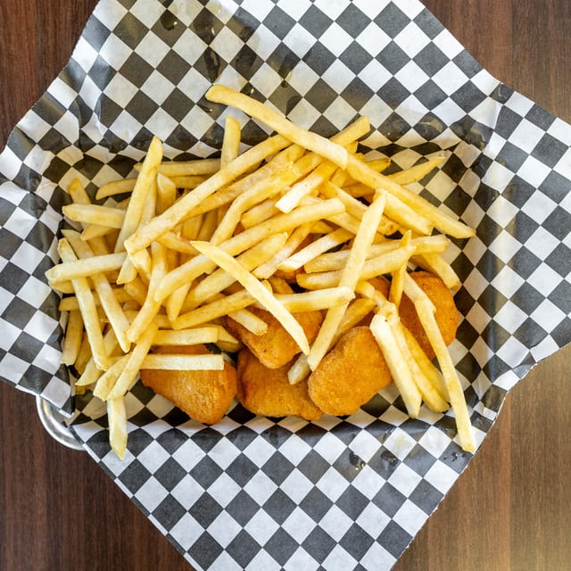 Kids Chicken Nuggets.